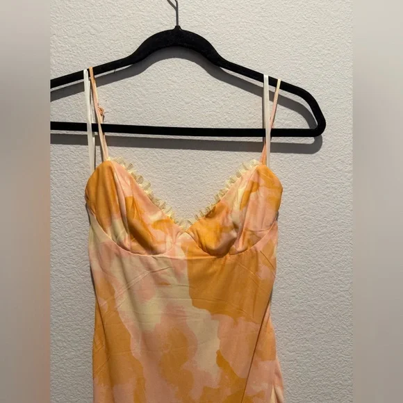 Hello Molly WARMTH OF LOVE MESH MAXI DRESS ORANGE - Picture 4 of 10